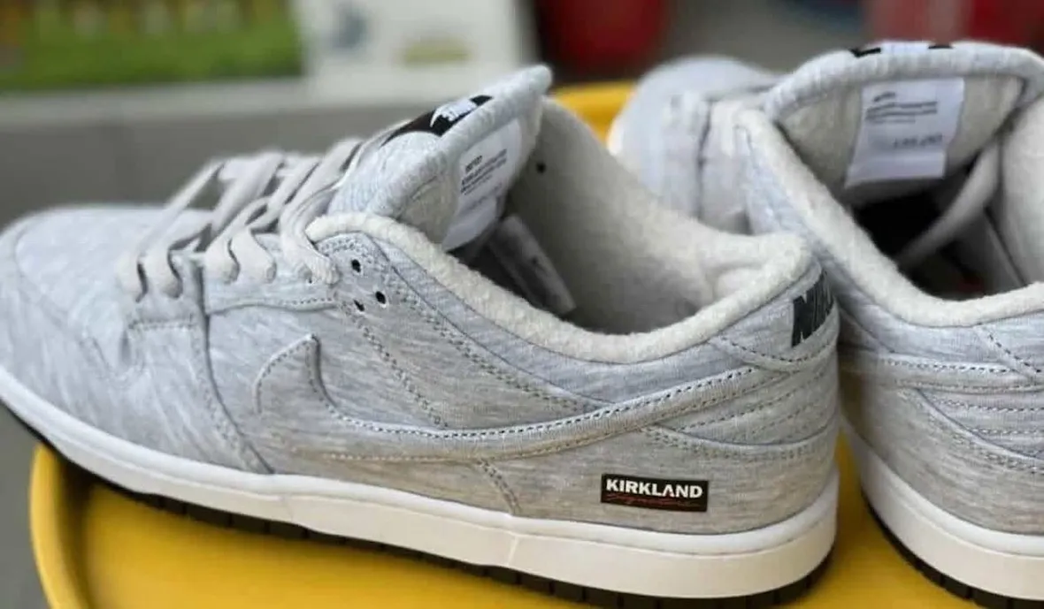 Kirkland Signature Nike SB Dunk Low IF0673-001