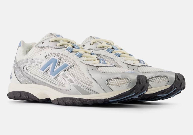New Balance Drops “Ice Blue” Accents Onto Their Latest 204L