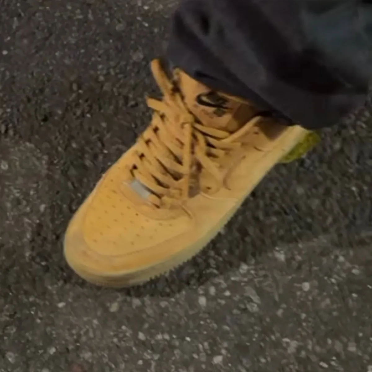 Nike SB Air Force 1 Flax HM8517-200