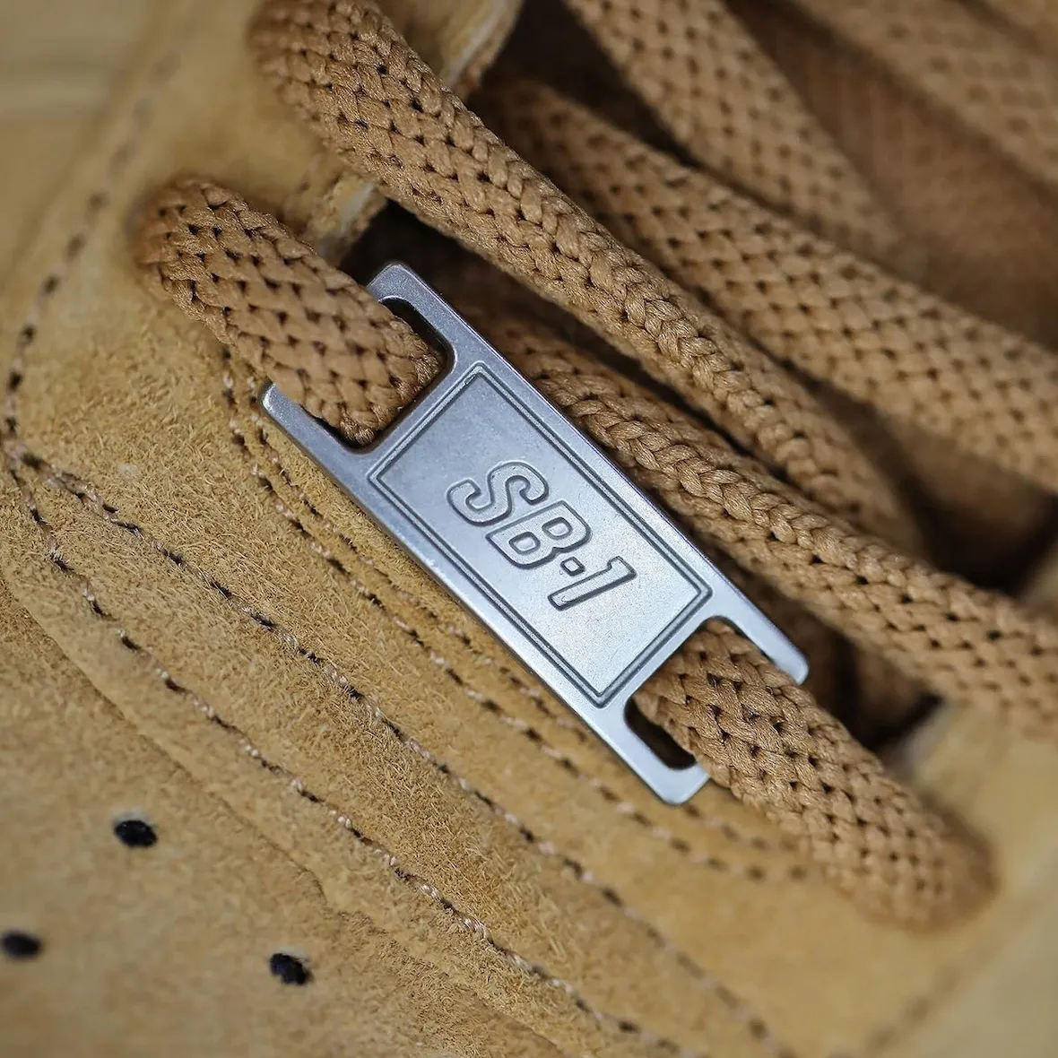 Nike SB Air Force 1 Flax Wheat HM8517-200 12