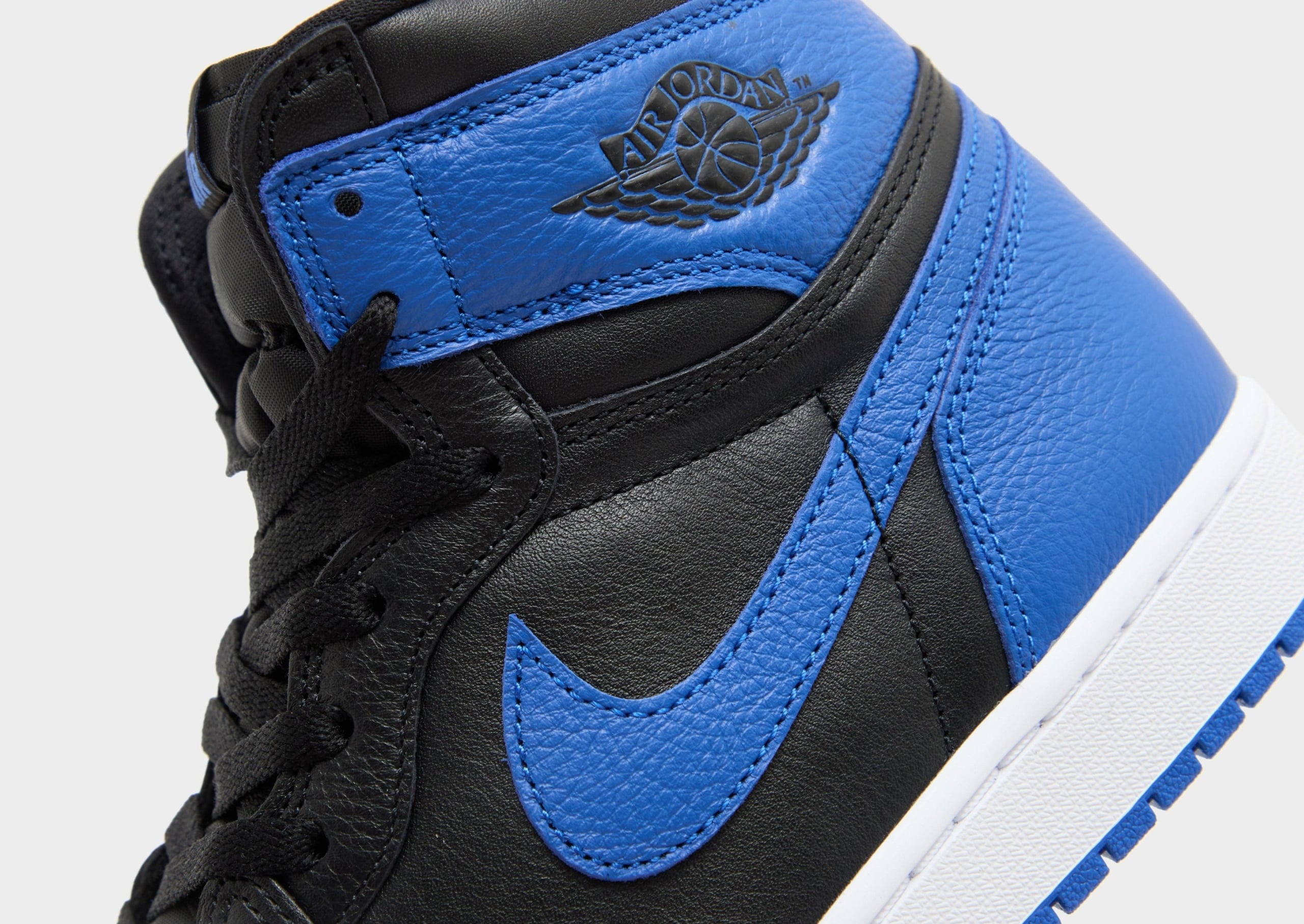 Air Jordan 1 High "Royal" Returns for a Fall 2026 Release