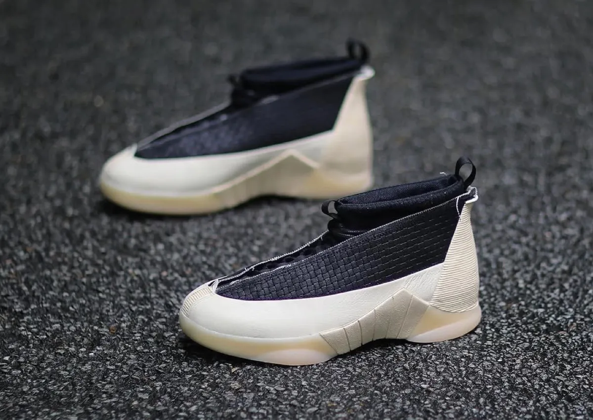 Air Jordan 15 Black Muslin IV7637-100 4