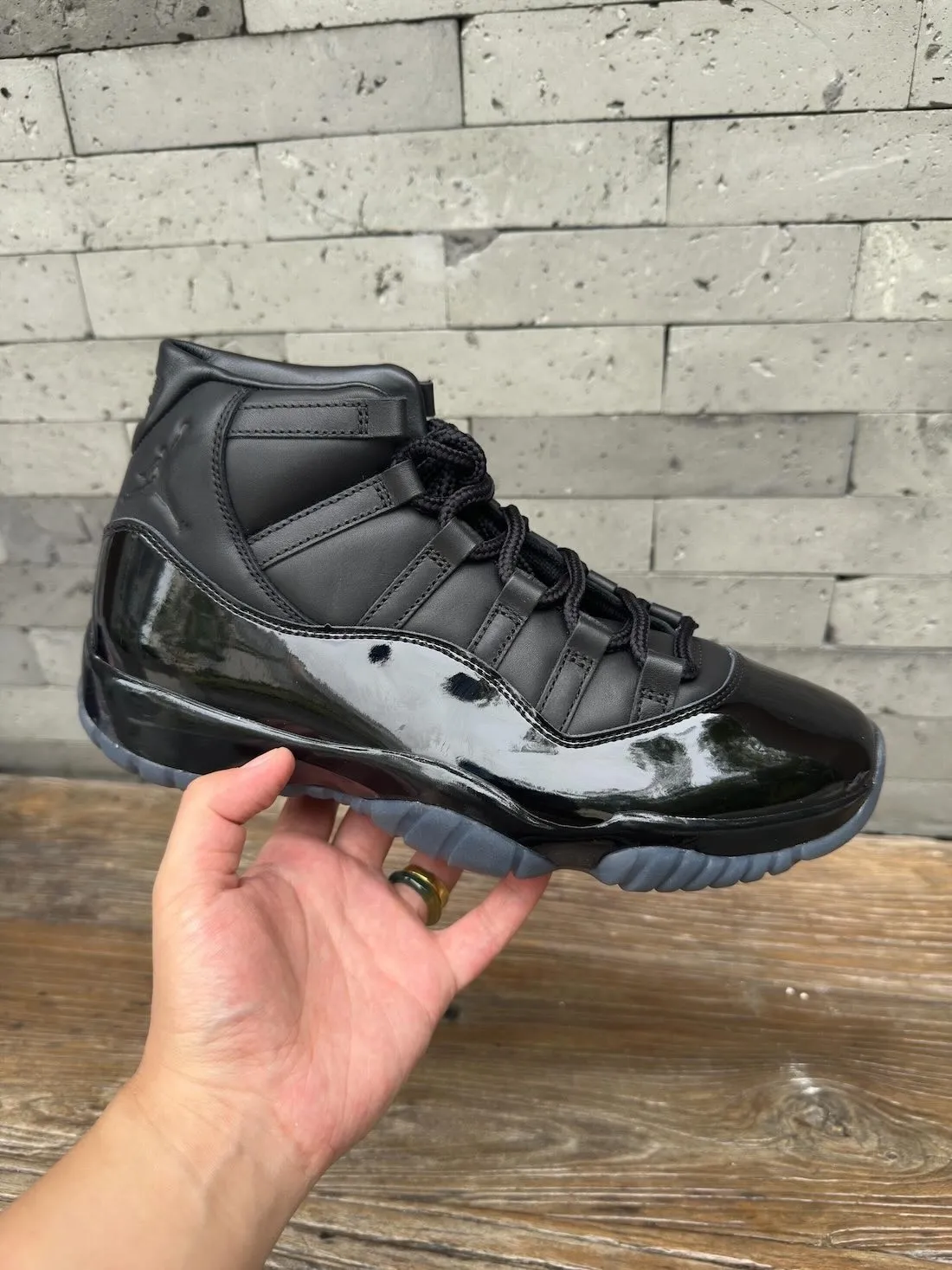 Comme Des Garcons Air Jordan 11 Black IV7639-001