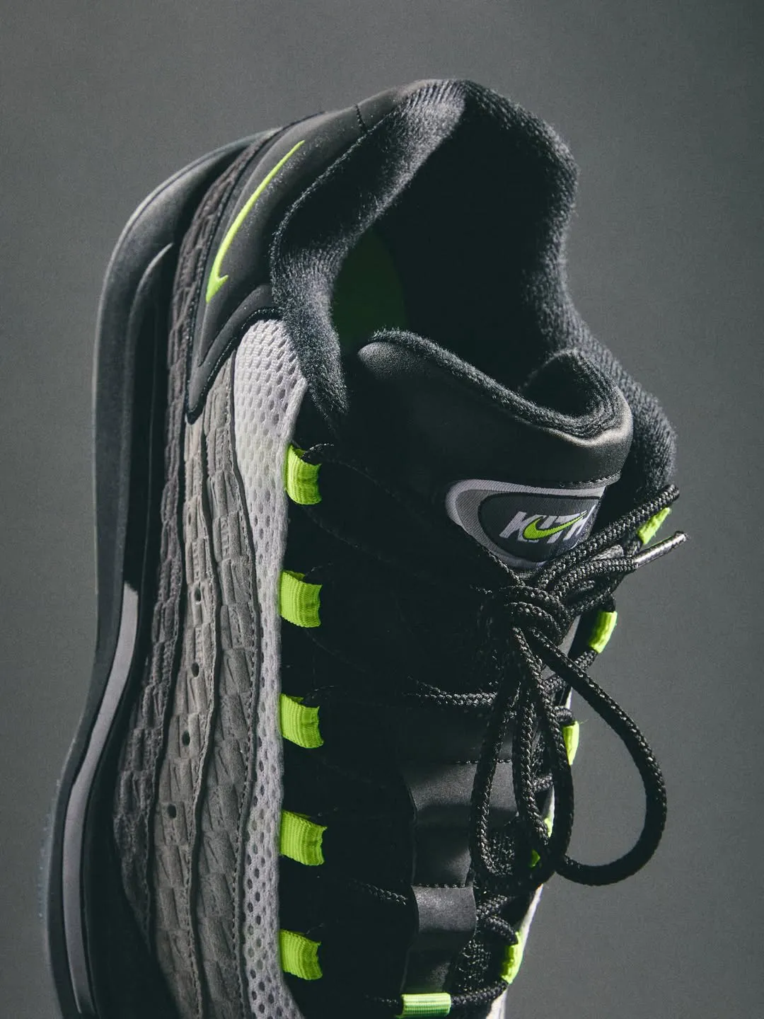 Kith Nike KD18 "Neon" F&F