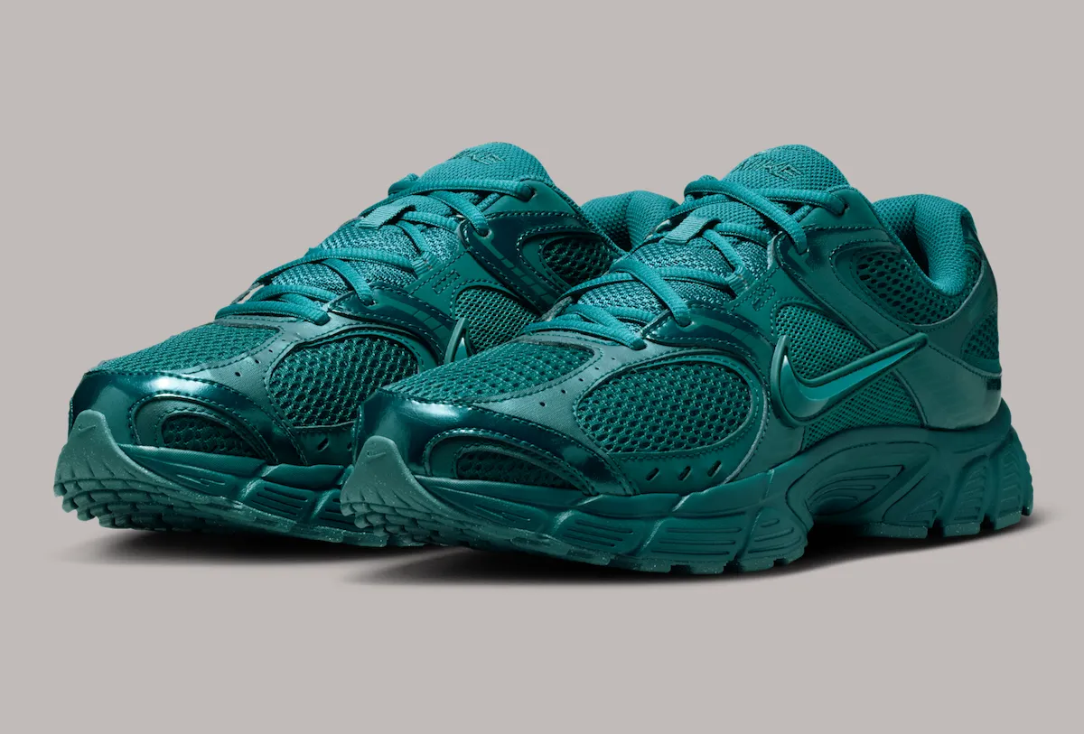 Social Status Nike V5 RNR Pack