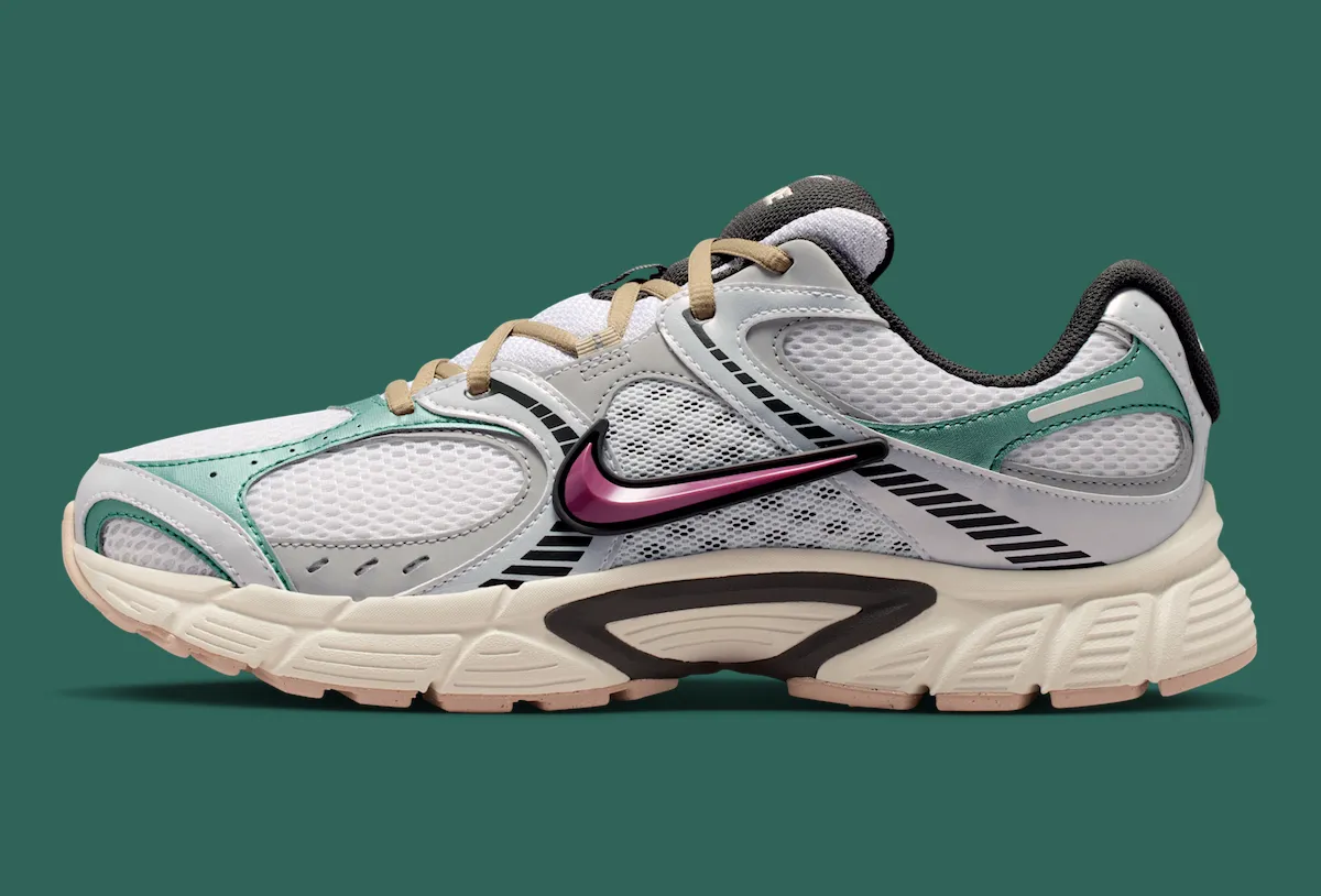 Social Status Nike V5 RNR Pack