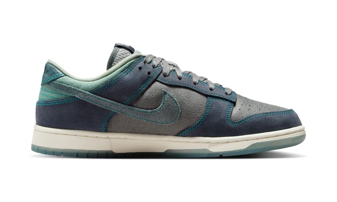 Nike Dunk Low SE Pencil Point IH1942-002