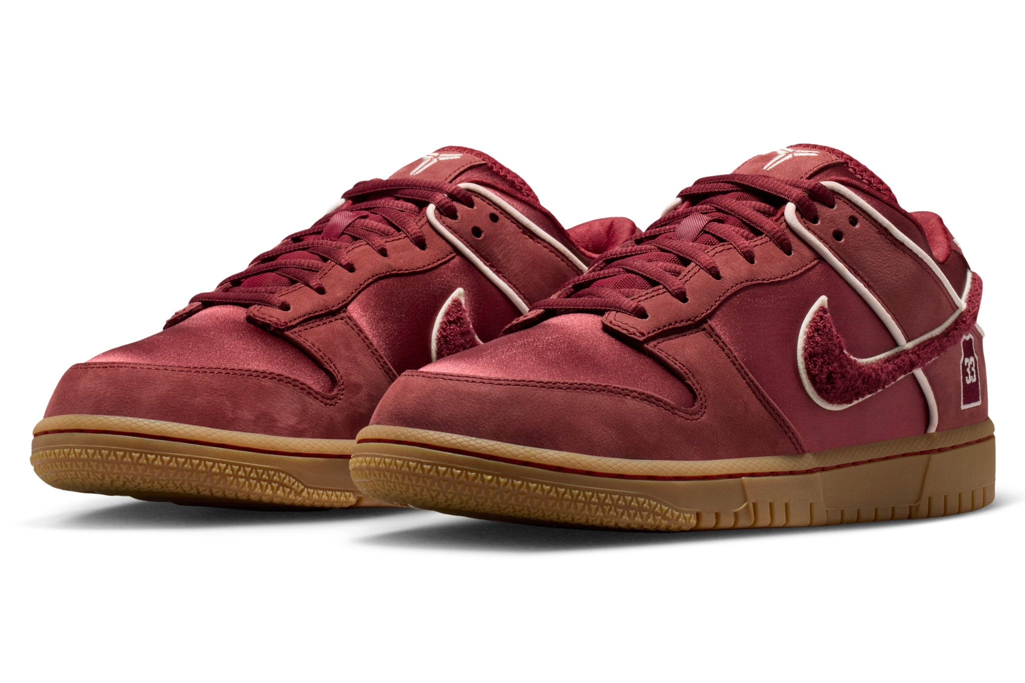 Kobe’s Lower Merion Aces Jersey Adorns a New Nike Dunk Low