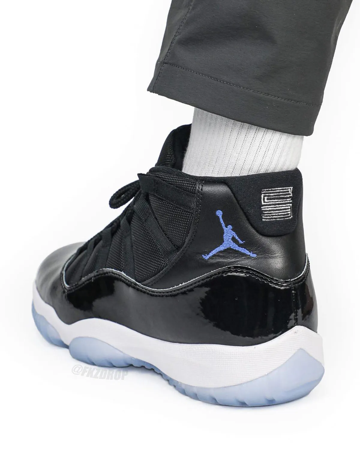 Air Jordan 11 Space Jam CT8012-900 6