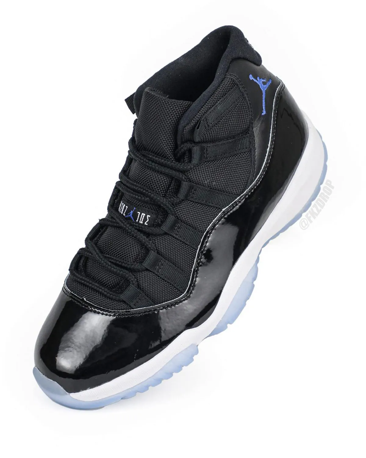 Air Jordan 11 Space Jam CT8012-900 9
