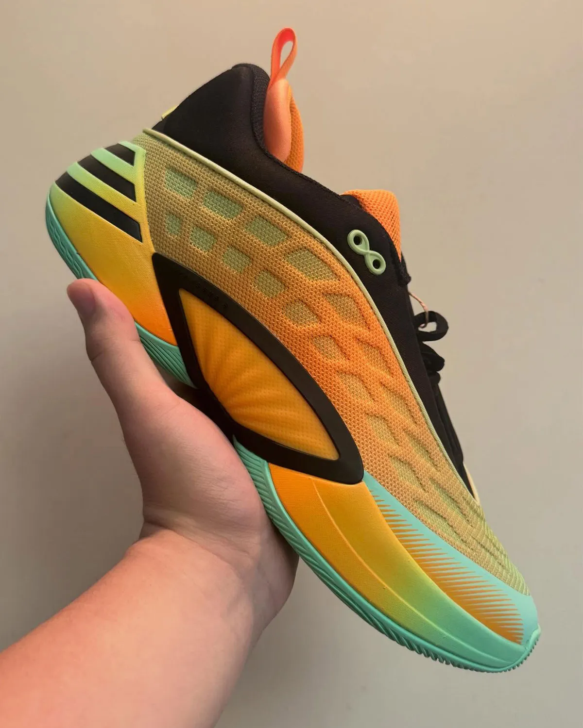 adidas DON issue 8 Tangerine KI9287