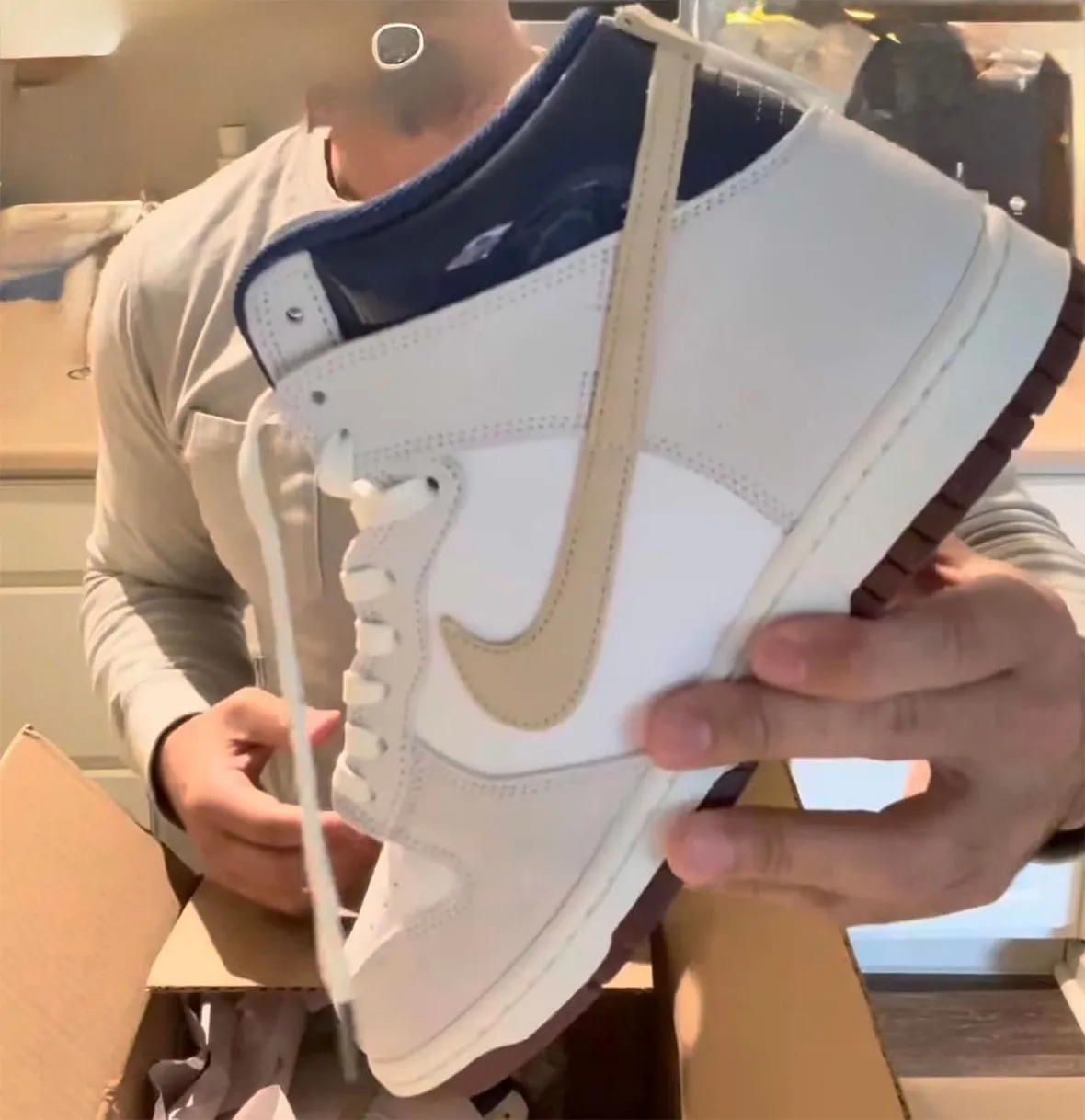 Beyond Nike SB Dunk High IU4491-100 2
