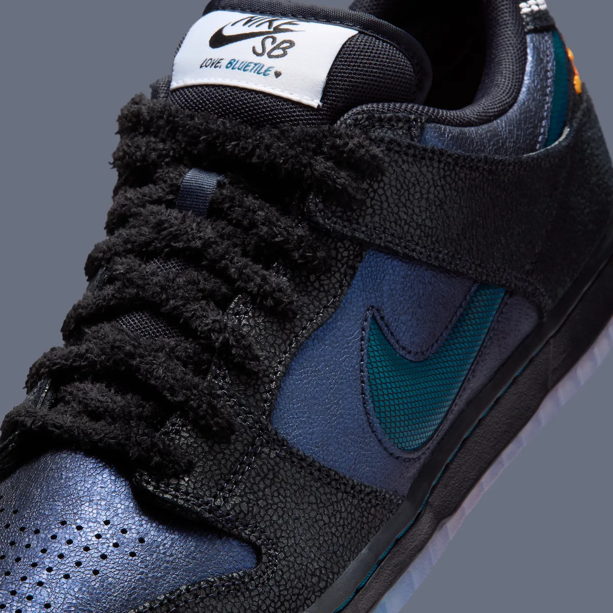 Bluetile Skate Shop x Nike SB Dunk Low