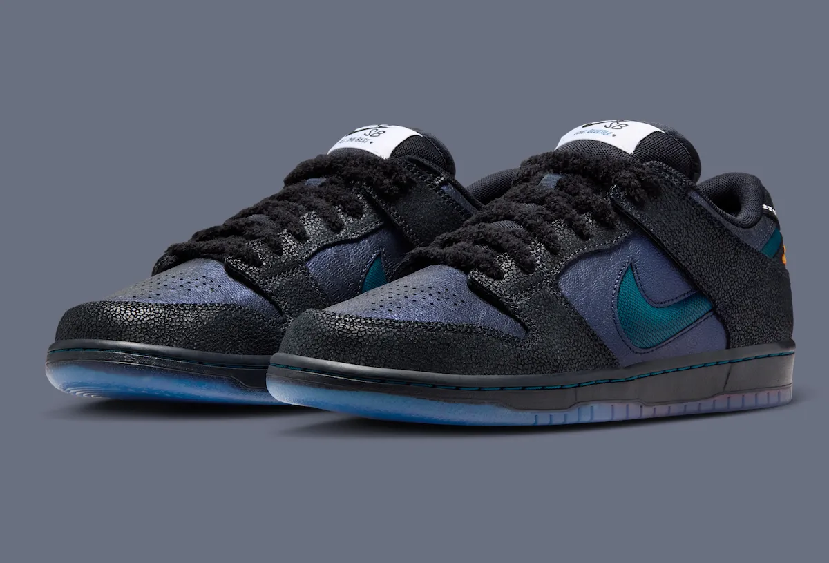 Bluetile Skate Shop x Nike SB Dunk Low