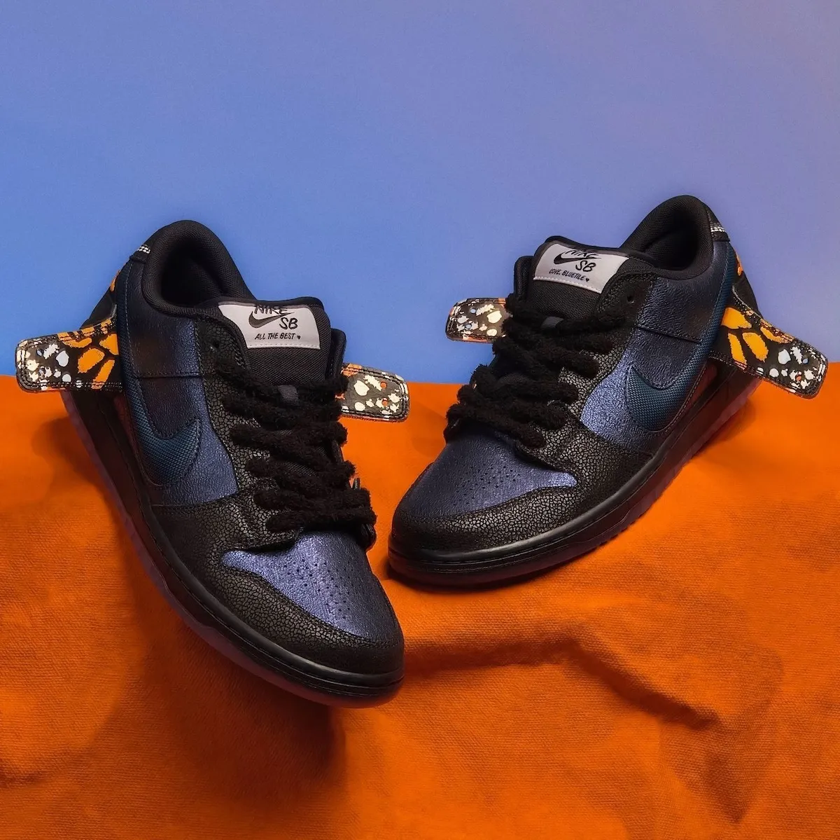 Bluetile Skate Shop x Nike SB Dunk Low