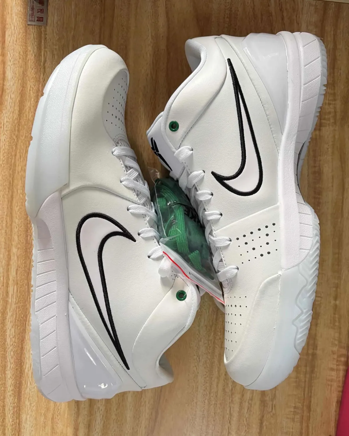 Nike Kobe 4 Draft Day Pack - Bucks