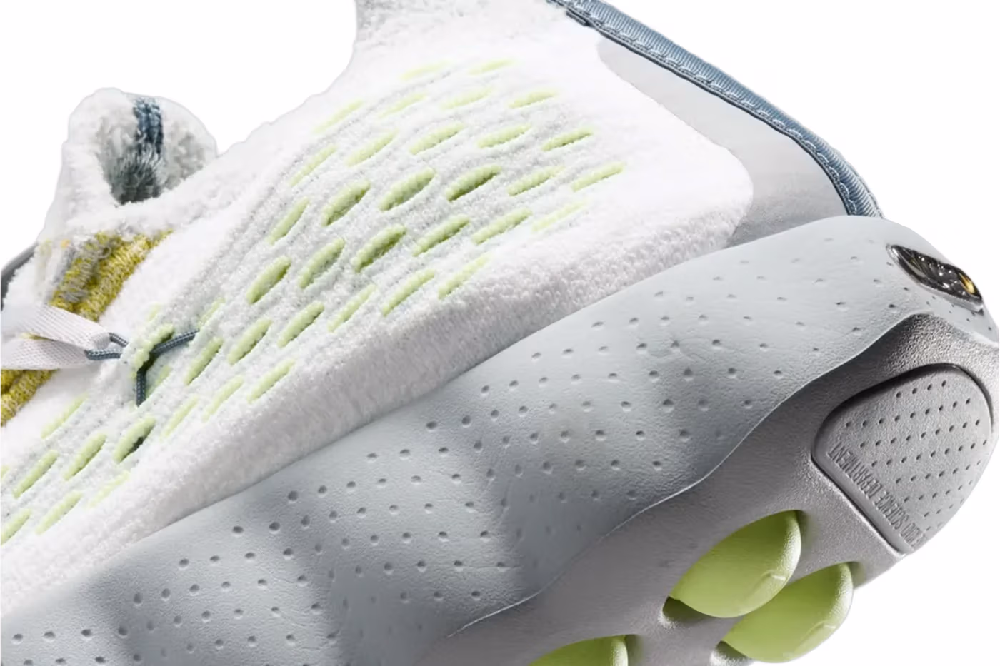 Nike Mind 002 Fk Barely Volt 8