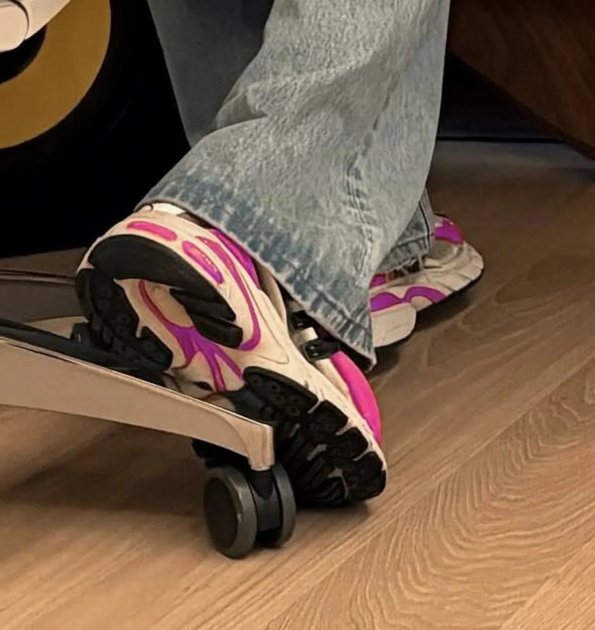 Pharrell Williams adidas Adistar Jellyfish Pink 4
