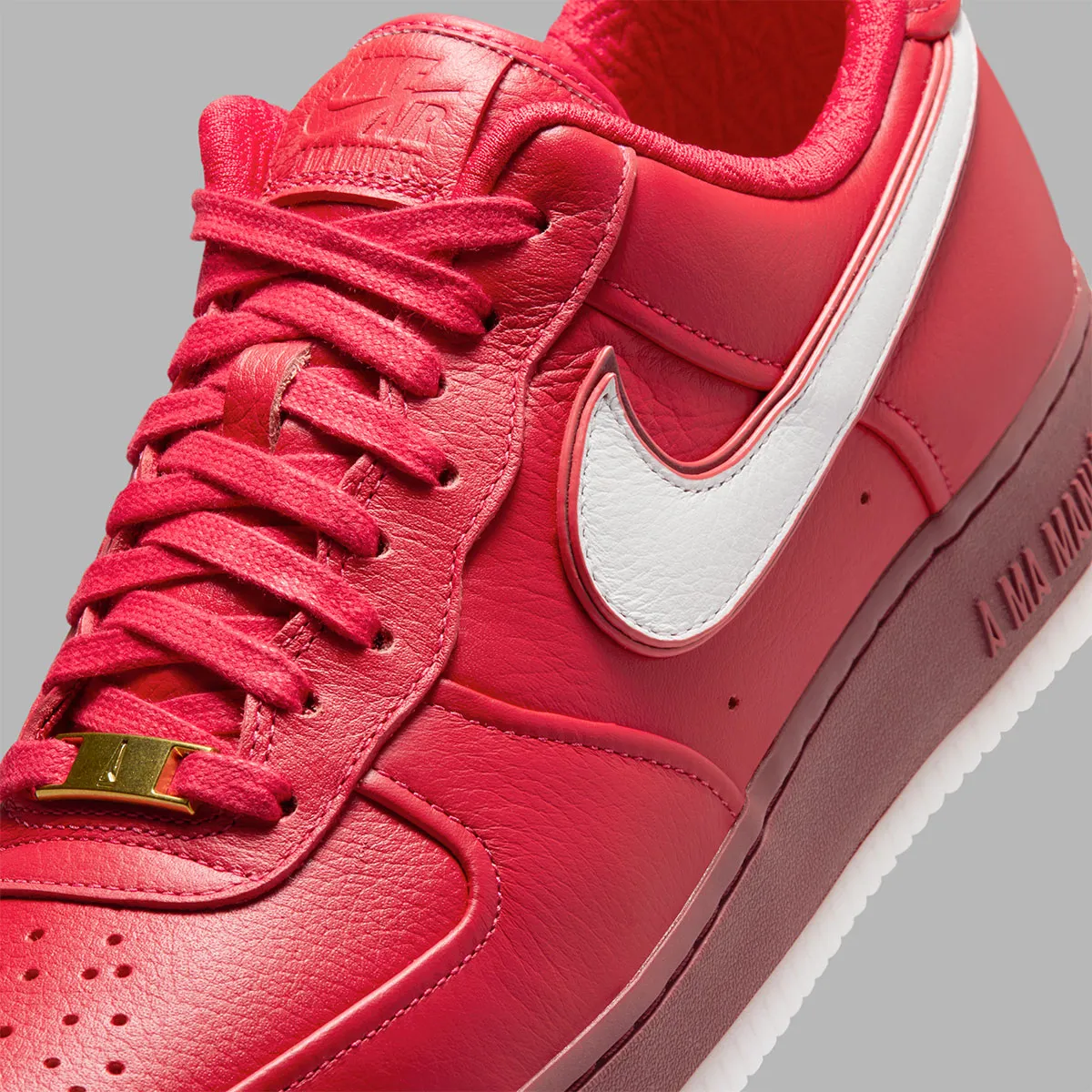 A Ma Maniere Nike Air Force 1 University Red Team Red IO1543-600 5