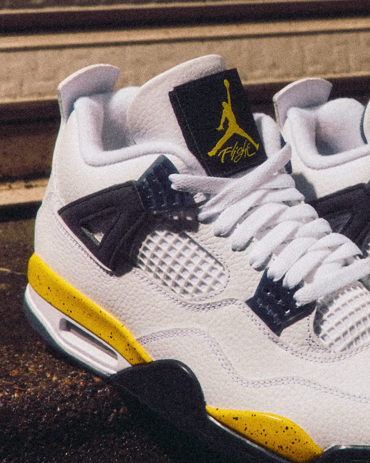 Air Jordan 4 Rare Air Tour Yellow IO2463-102
