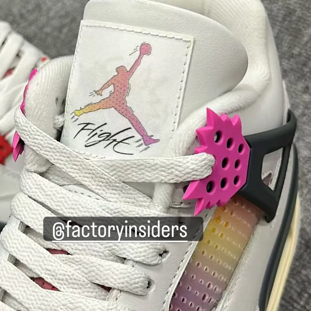 Air Jordan 4 Retro Comic JA1135-100 2