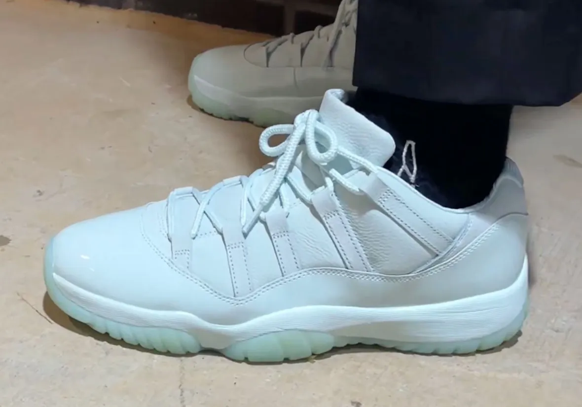 Jaide Air Jordan 11 Low IW1883-300 1