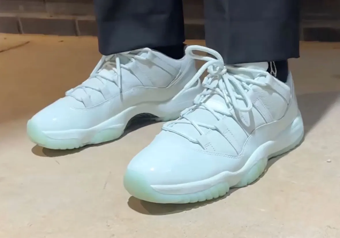 Jaide Air Jordan 11 Low IW1883-300