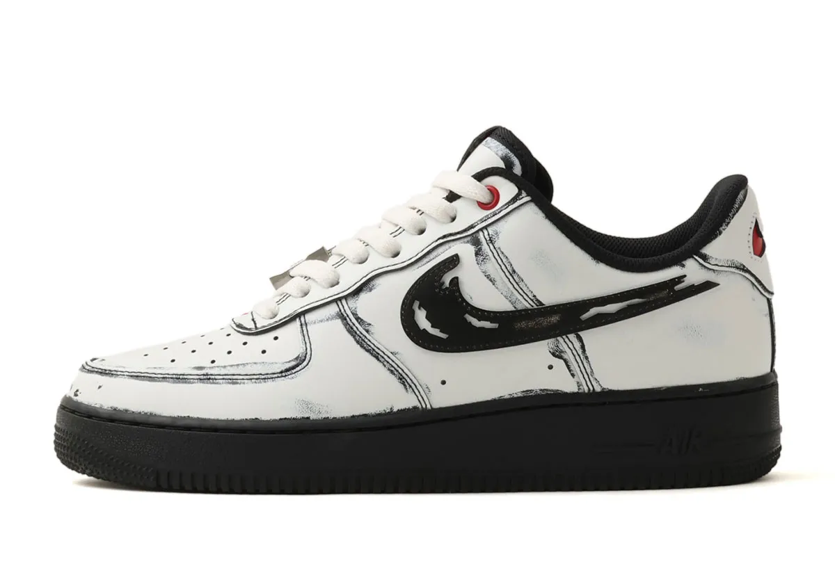 Nike Air Force 1 Scream Halloween IV6350-121 4