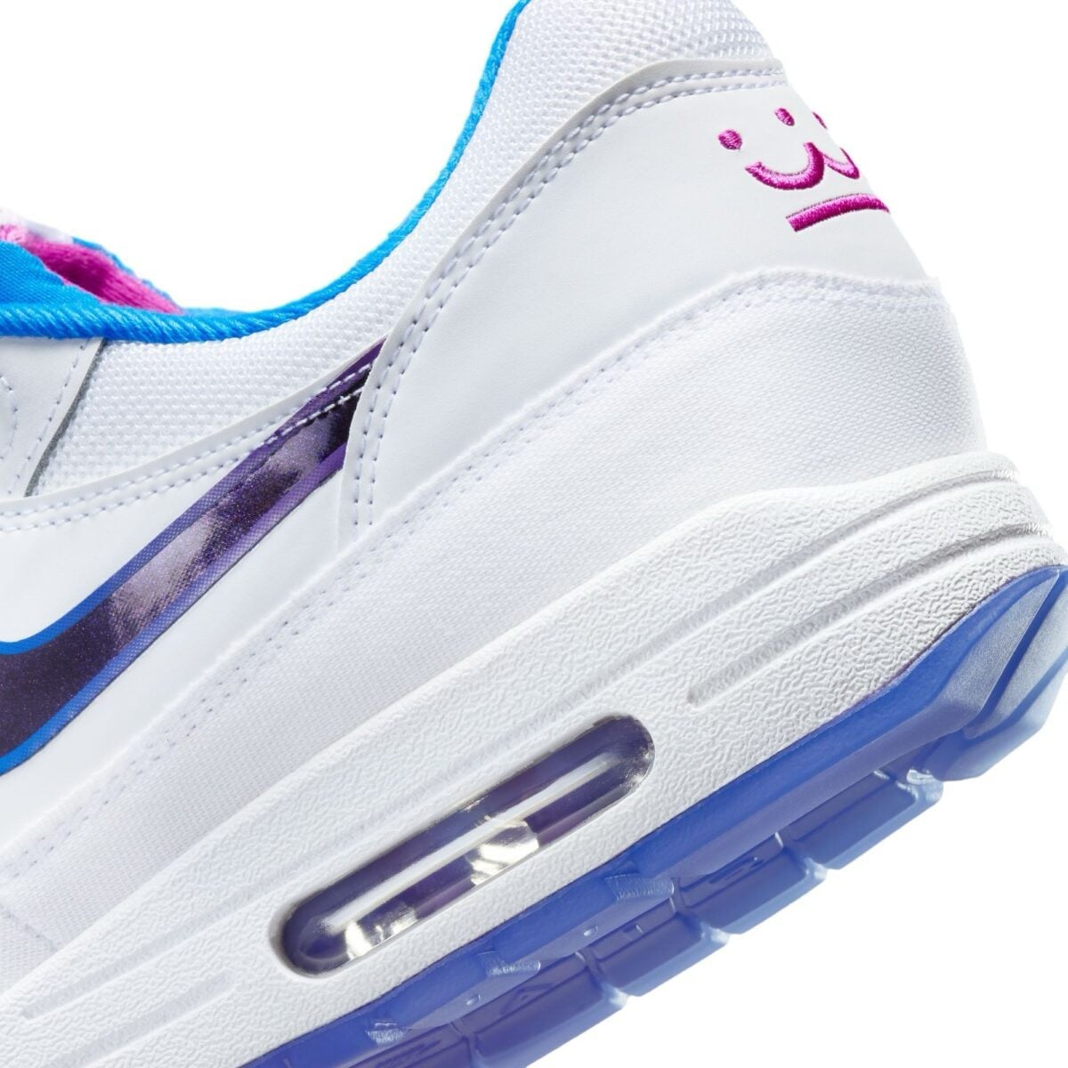 Nike Air Max 1 City Connect "Kansas City Royals" heel and Air unit detail