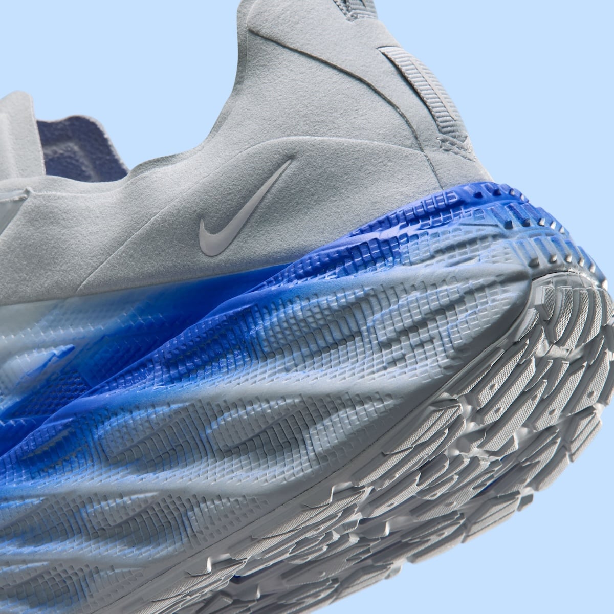 Nike Ava Edge IM1973-001 5