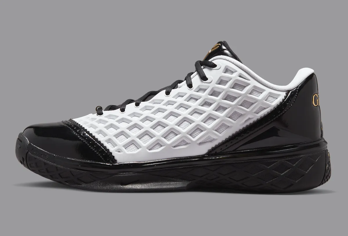 Nike Kobe 3 Low Protro Mambacita IQ3916-100