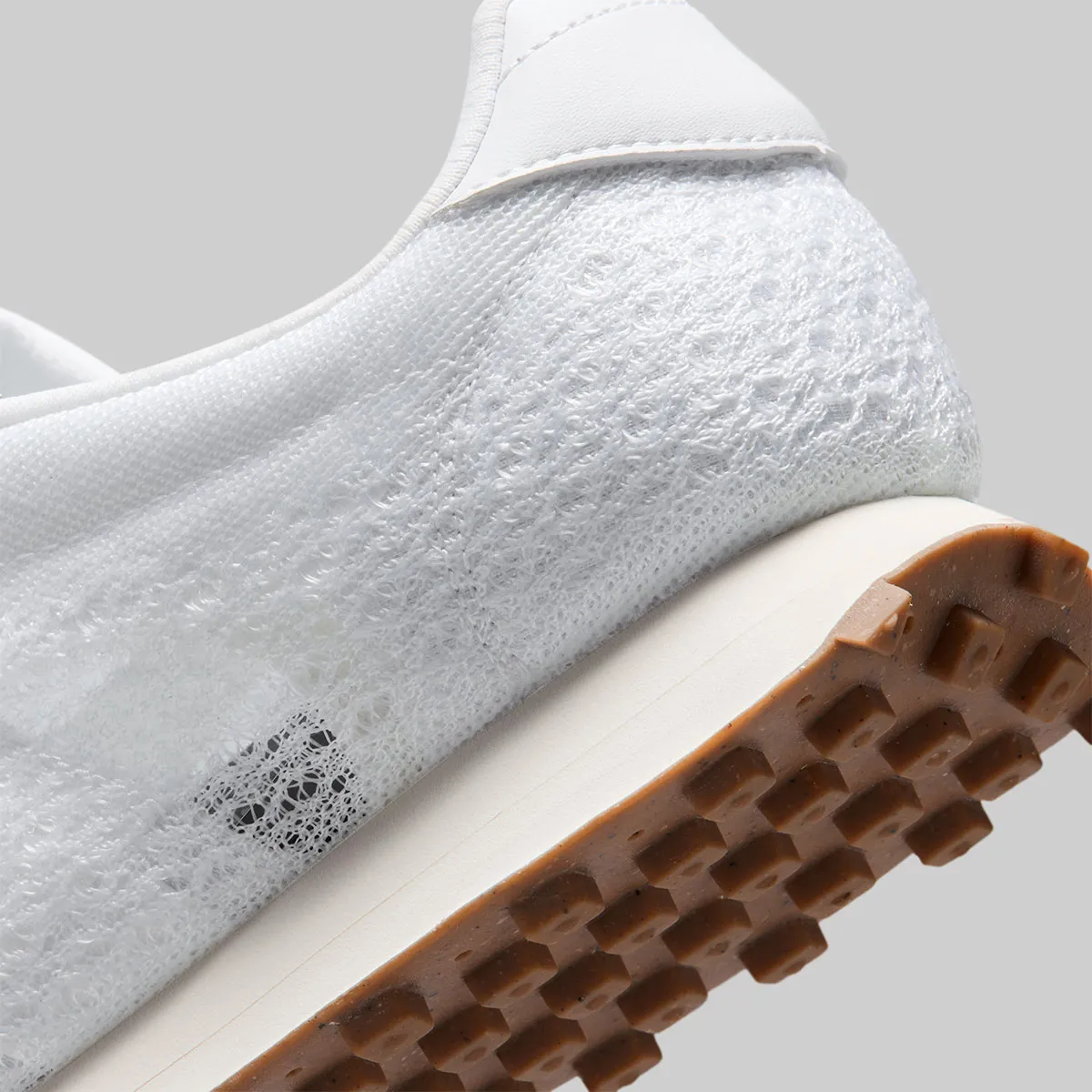 Nike Ld 1000 Flyknit White Sail IQ5241-100 1