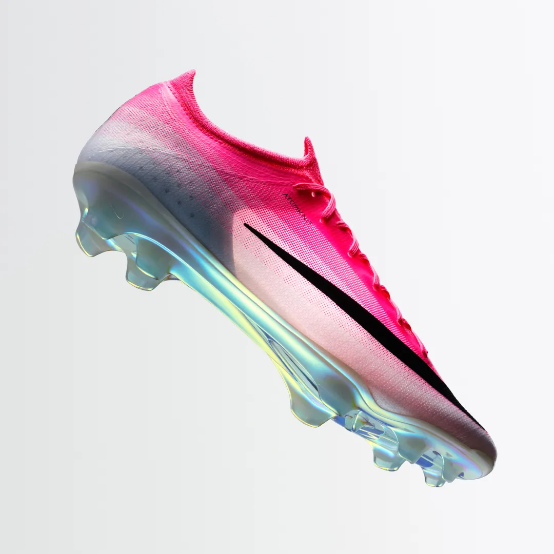 Lateral view of the Nike Mercurial Vapor 17, hot pink Atomknit upper over an iridescent FlyLite soleplate