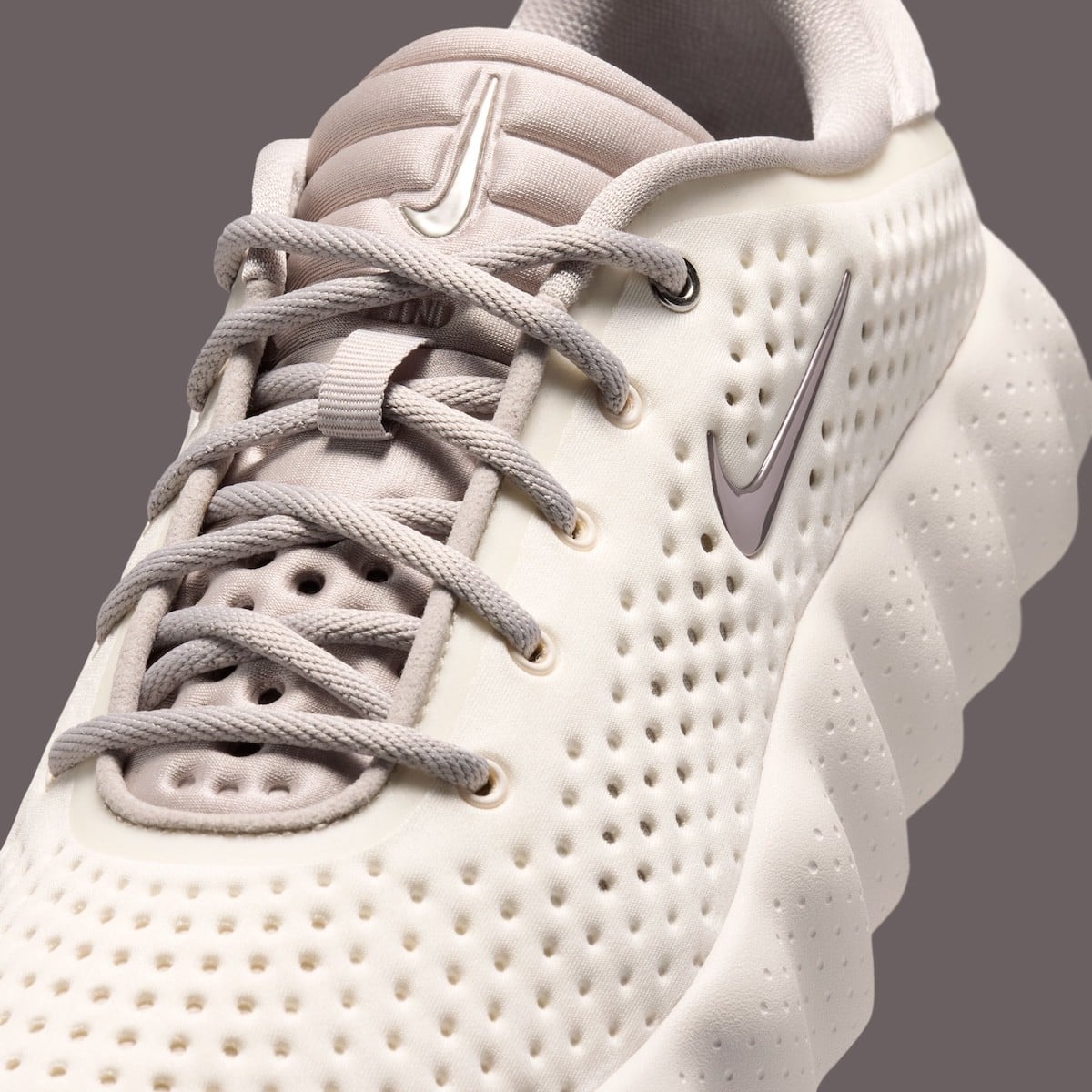 Nike Mind 002 Phantom toe and Swoosh detail