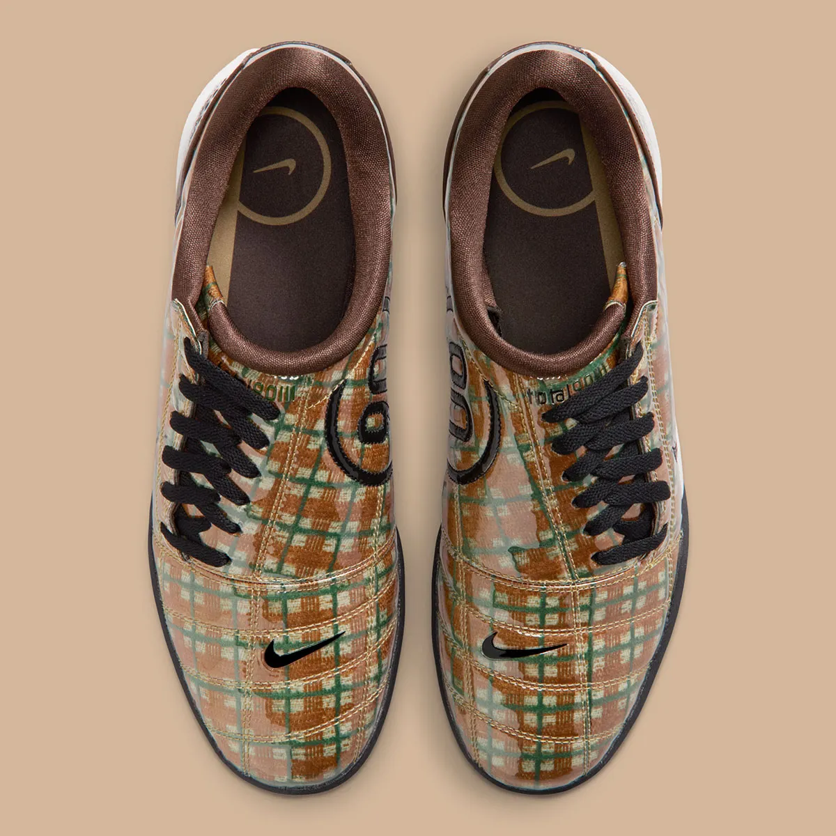 Procell Nike Total 90 IQ5794-237 1