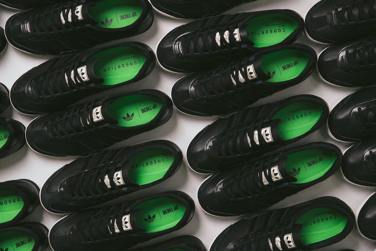 Up There adidas Melbourne Black KJ4236