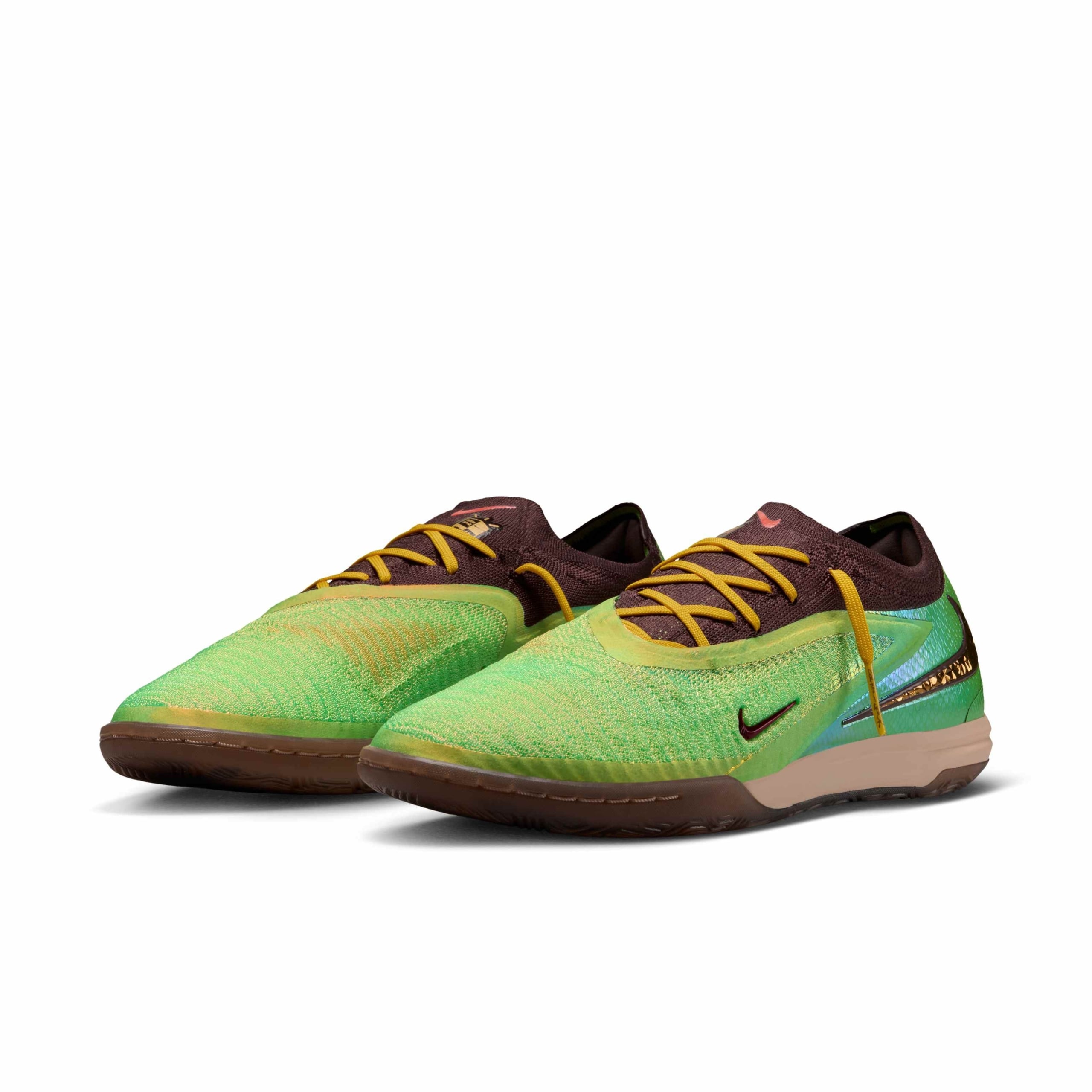Travis Scott's Nike Phantom 6 Indoor Shoe