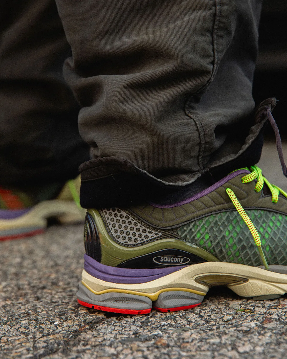 A Feeling Saucony Progrid Paramount S71029 1 14