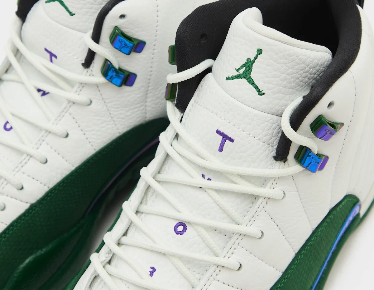 Air Jordan 12 Bucks CT8013-103