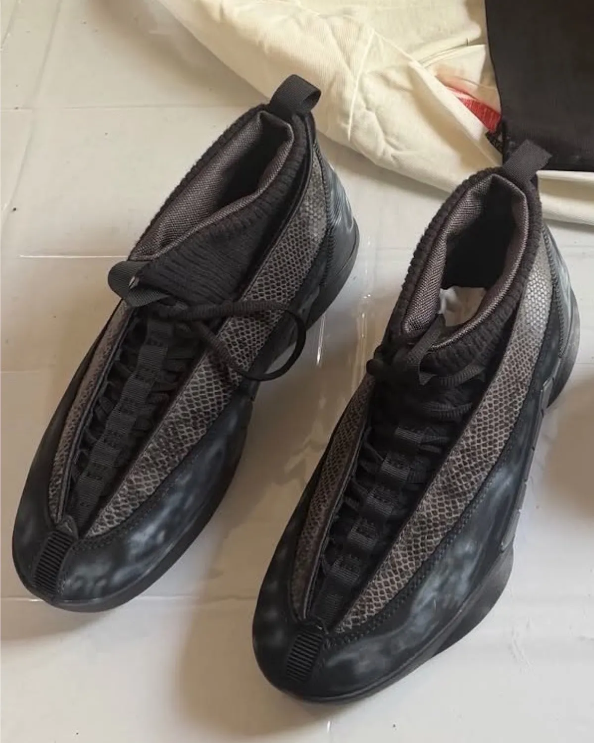 Air Jordan 15 Snakeskin IZ2585-001 2