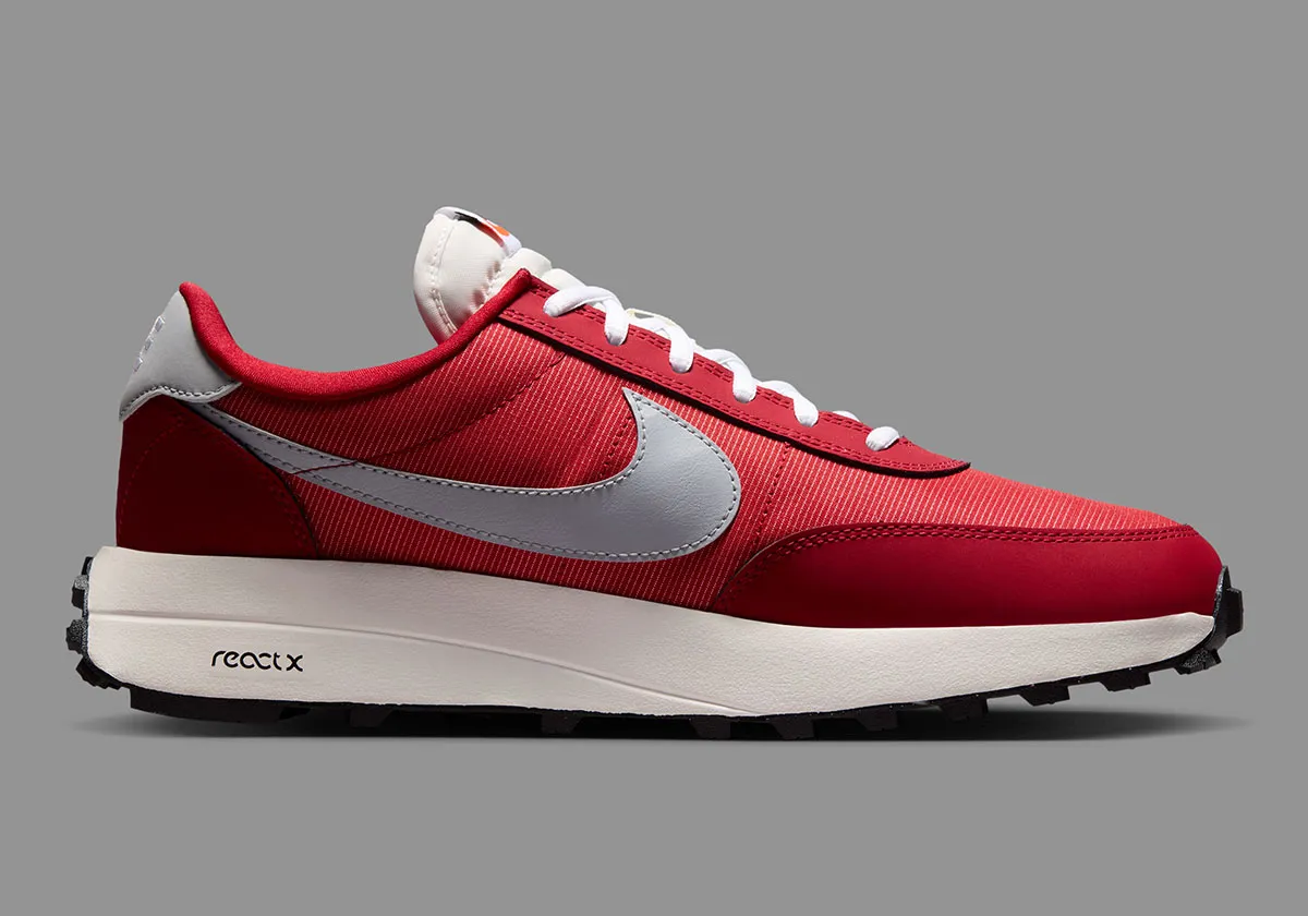 Nike ACG Ldv Varsity Red Sail White Wolf Grey IF2857-600 3