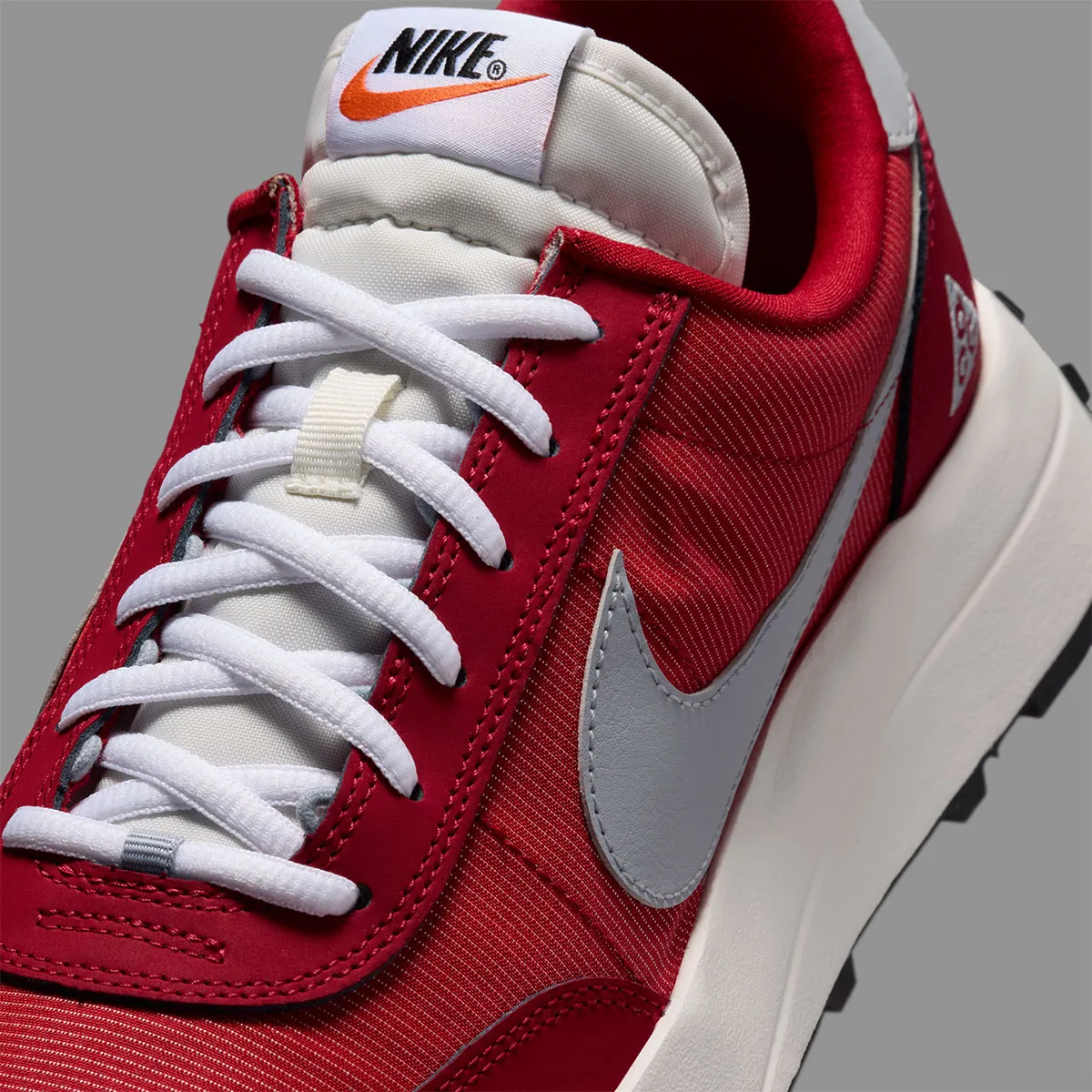 Nike ACG Ldv Varsity Red Sail White Wolf Grey IF2857-600 7
