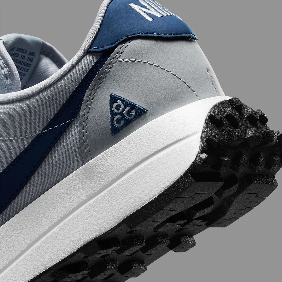 Nike ACG Ldv Wolf Grey Summit White Navy IF2857-001 8