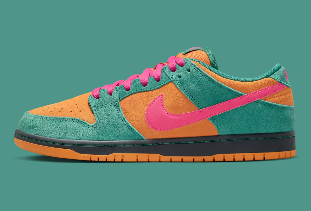 Nike SB Dunk Low Green Noise Light Curry Watermelon HQ1625-301