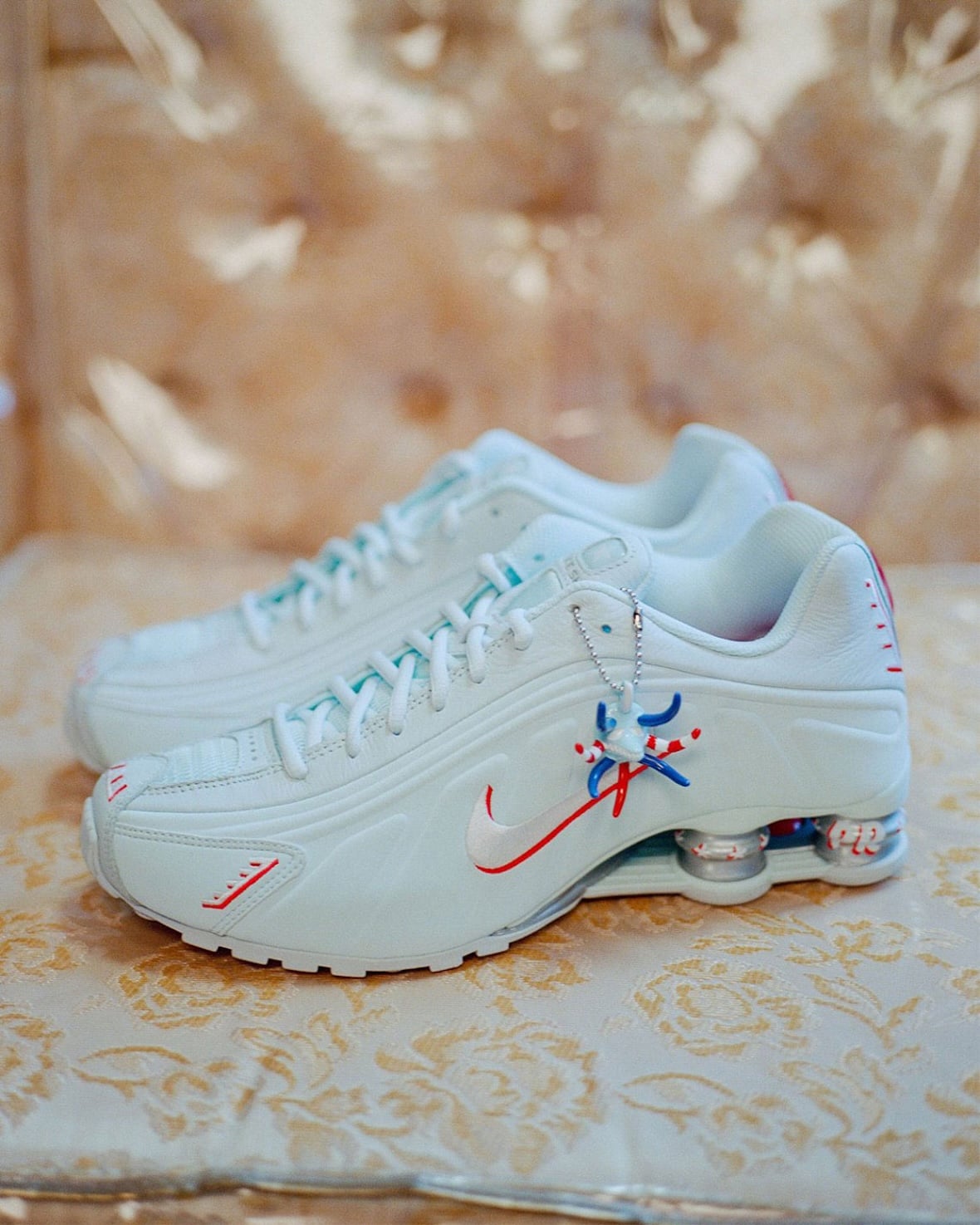 Nike Shox R4 Puerto Rico IQ1867-474 1