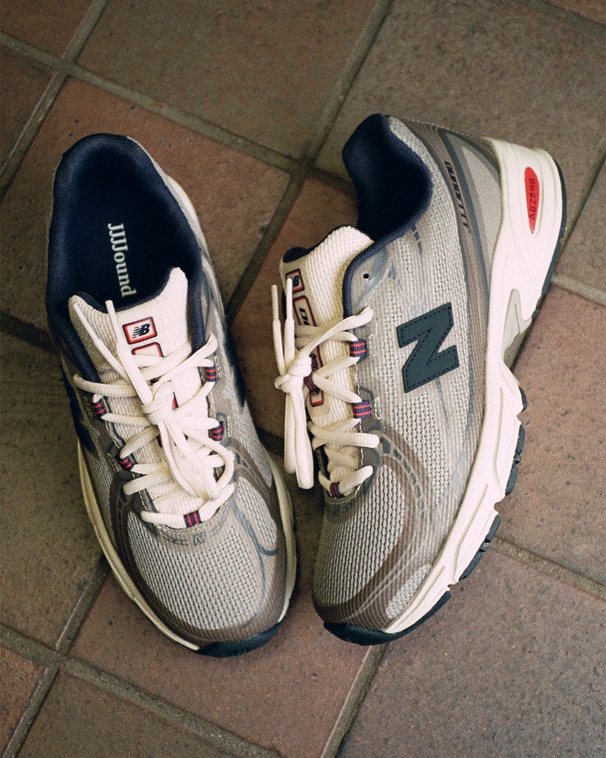 JJJJound x New Balance 740 