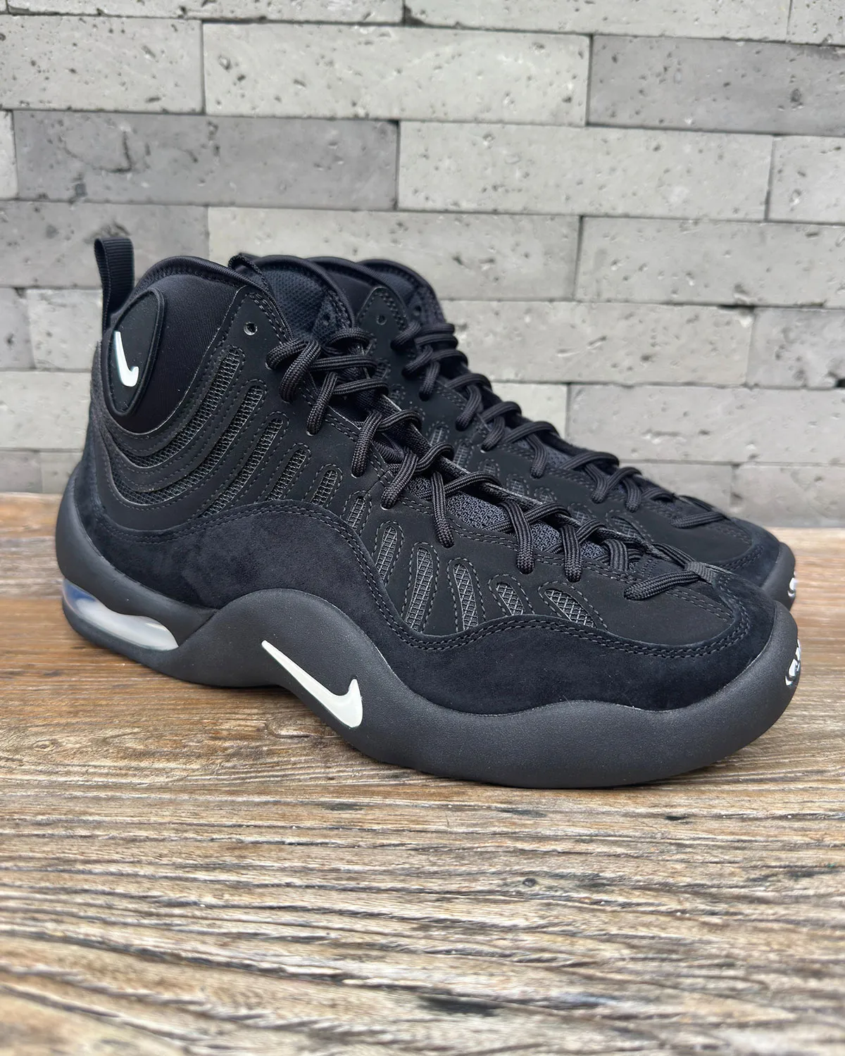 Nike Air Bakin Black White IQ5365-001 2