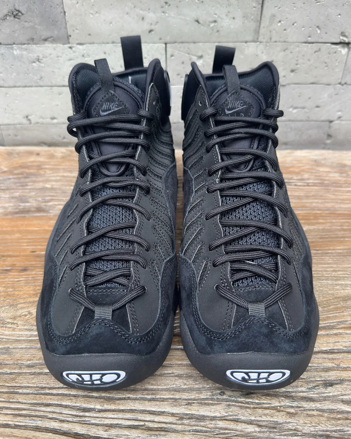 Nike Air Bakin Black White IQ5365-001 4
