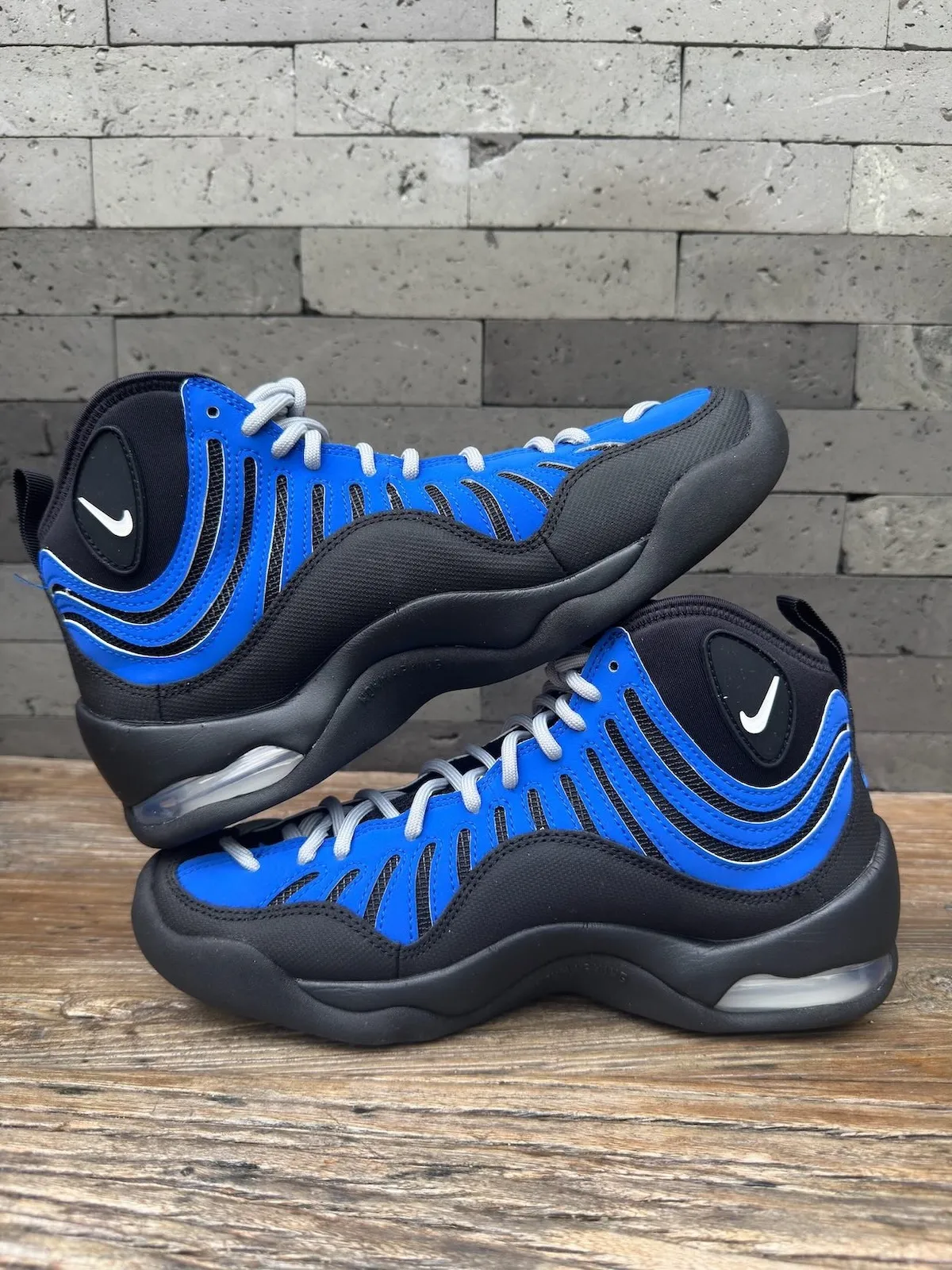 Nike Air Bakin Varsity Blue 2026 IQ5365-400 1