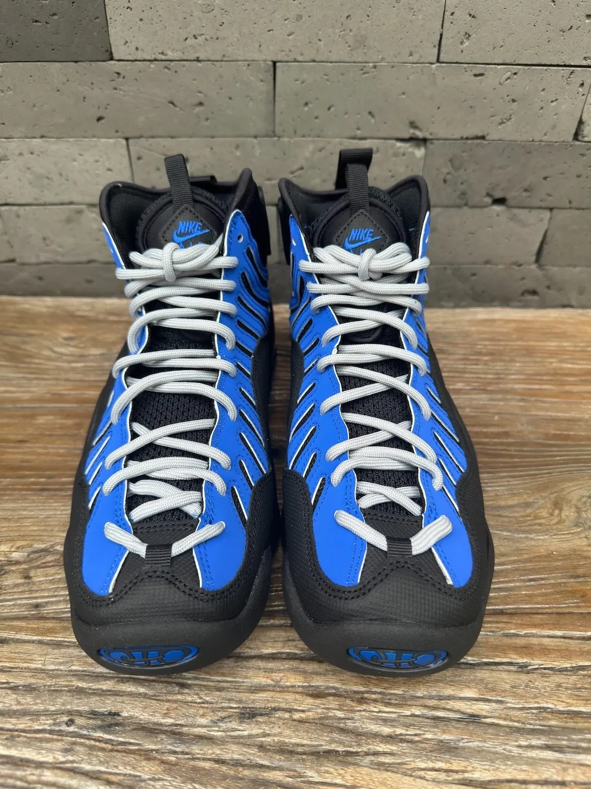 Nike Air Bakin Varsity Blue 2026 IQ5365-400 4